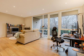 Central 1BR flat w balcony, 10min Elephant&Castle